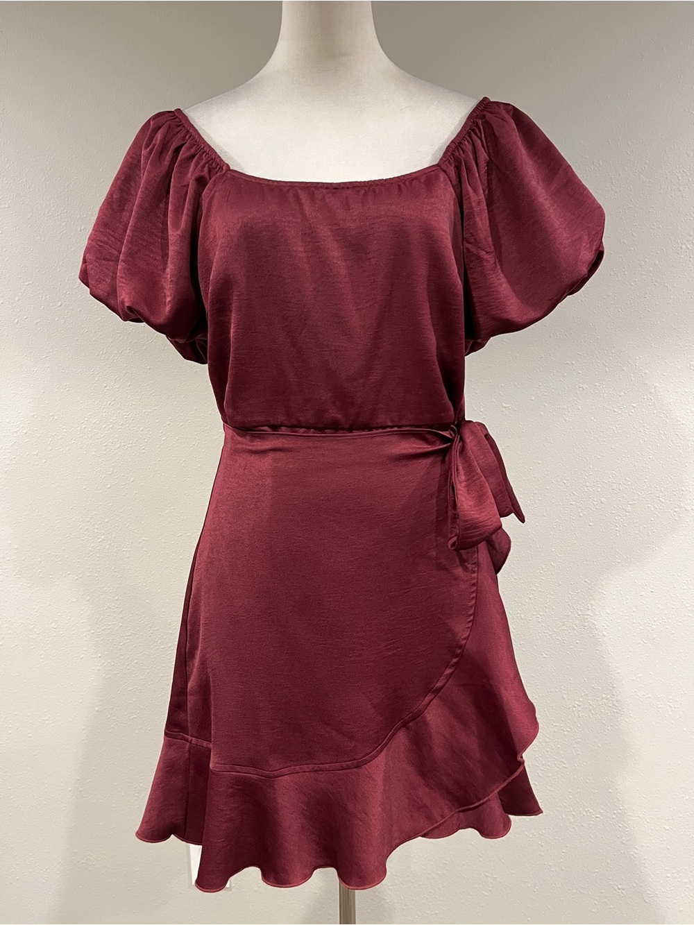 Francesca's Burgundy Wrap-Style Puff Sleeve mini Dress size large